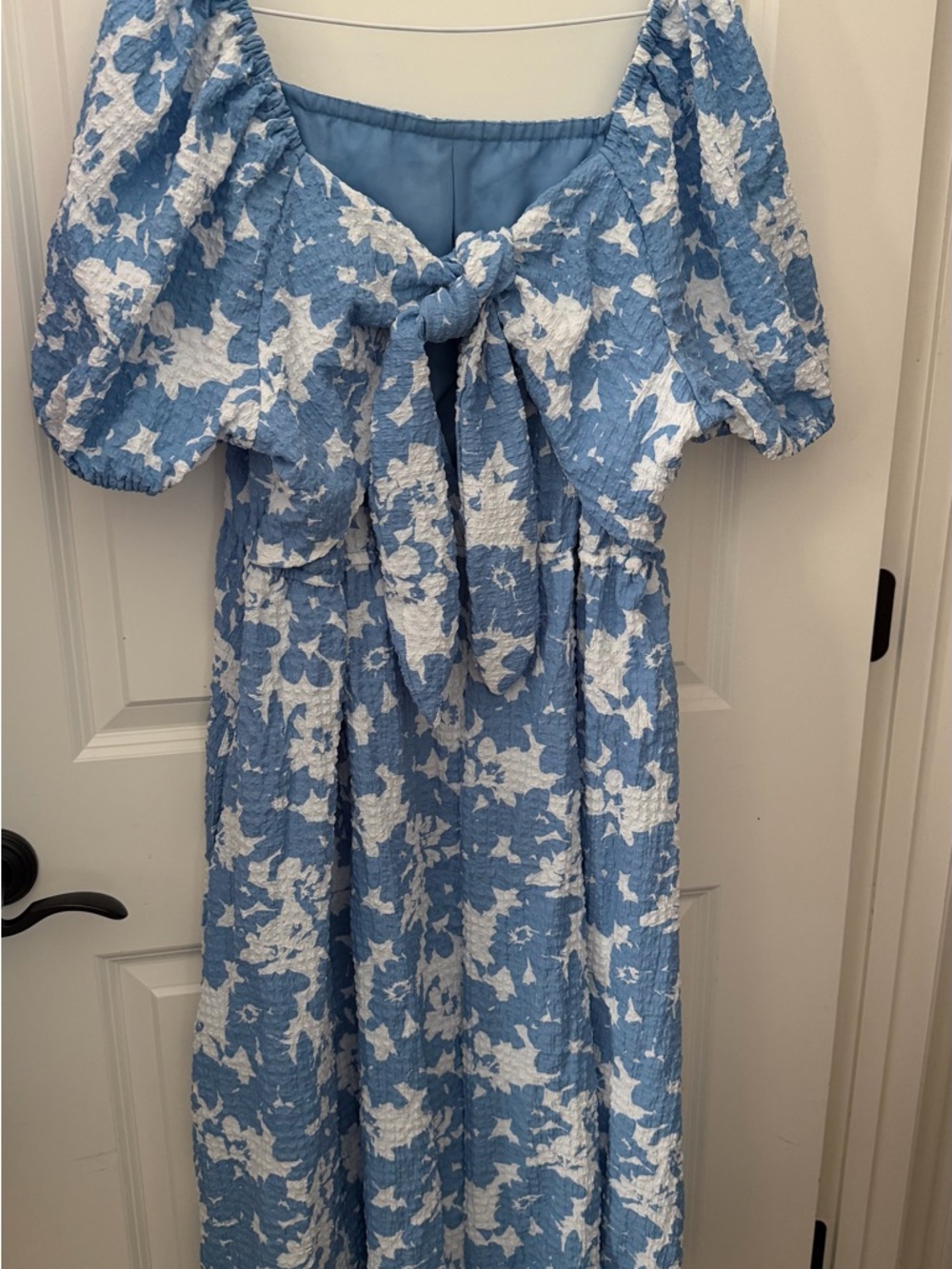 Time and Tru Light Blue and White Floral Dress with Puff Sleeves sz22 - Picture 2 of 8